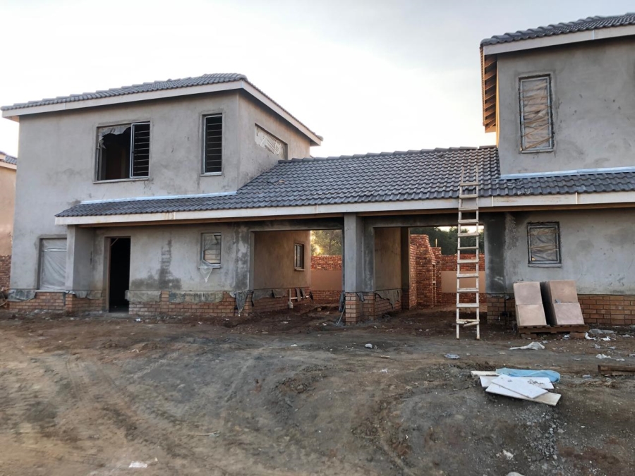 3 Bedroom Property for Sale in Waterval East North West